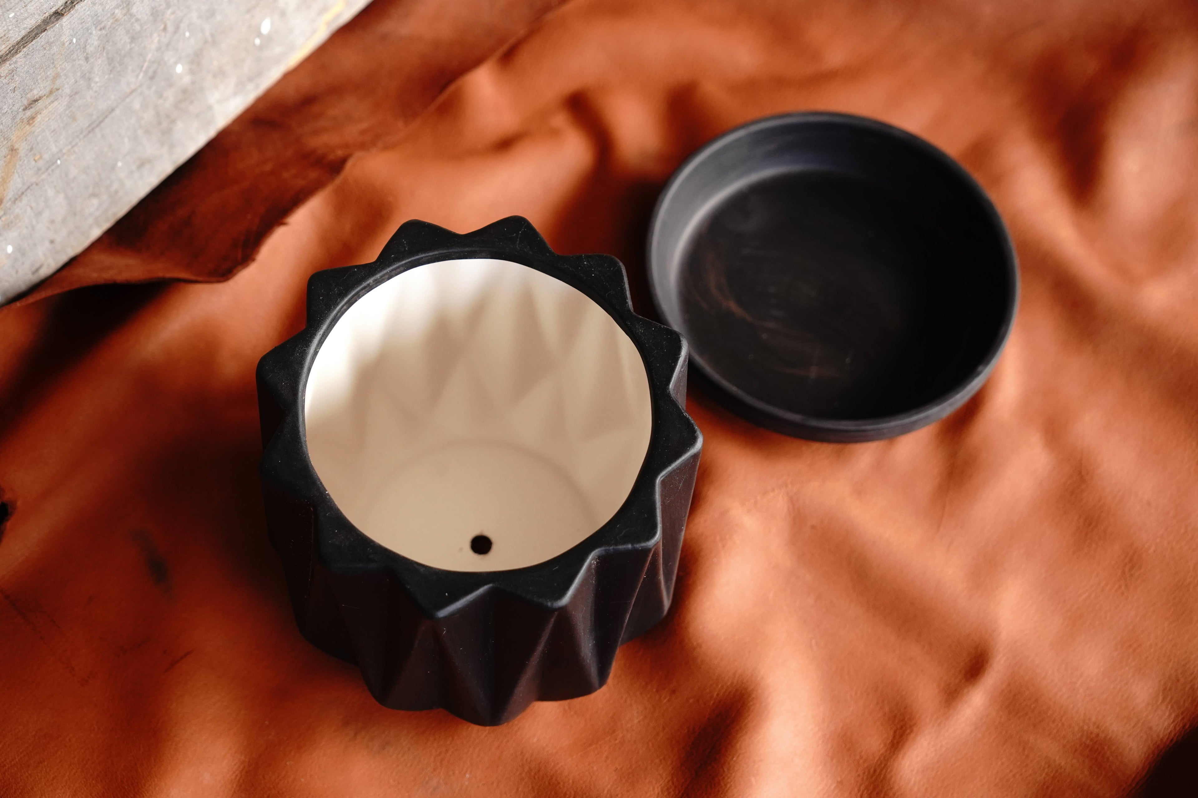 Black Geometric Abstract Planter With Drain and Holder