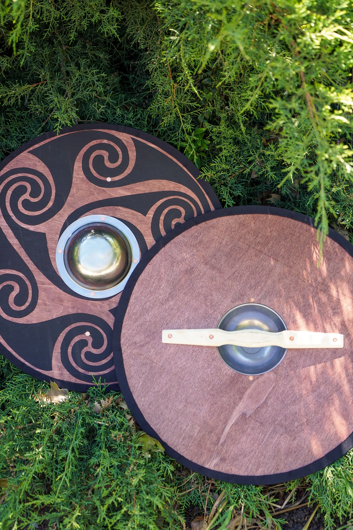 Stained Celtic Swirl Pattern Toy Shield with Steel Boss
