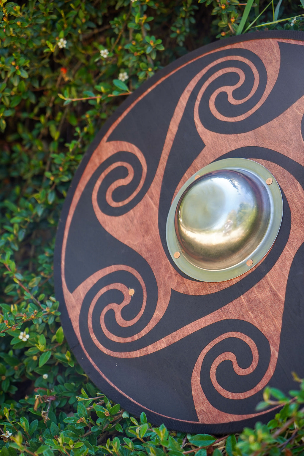 Stained Celtic Swirl Pattern Toy Shield with Steel Boss