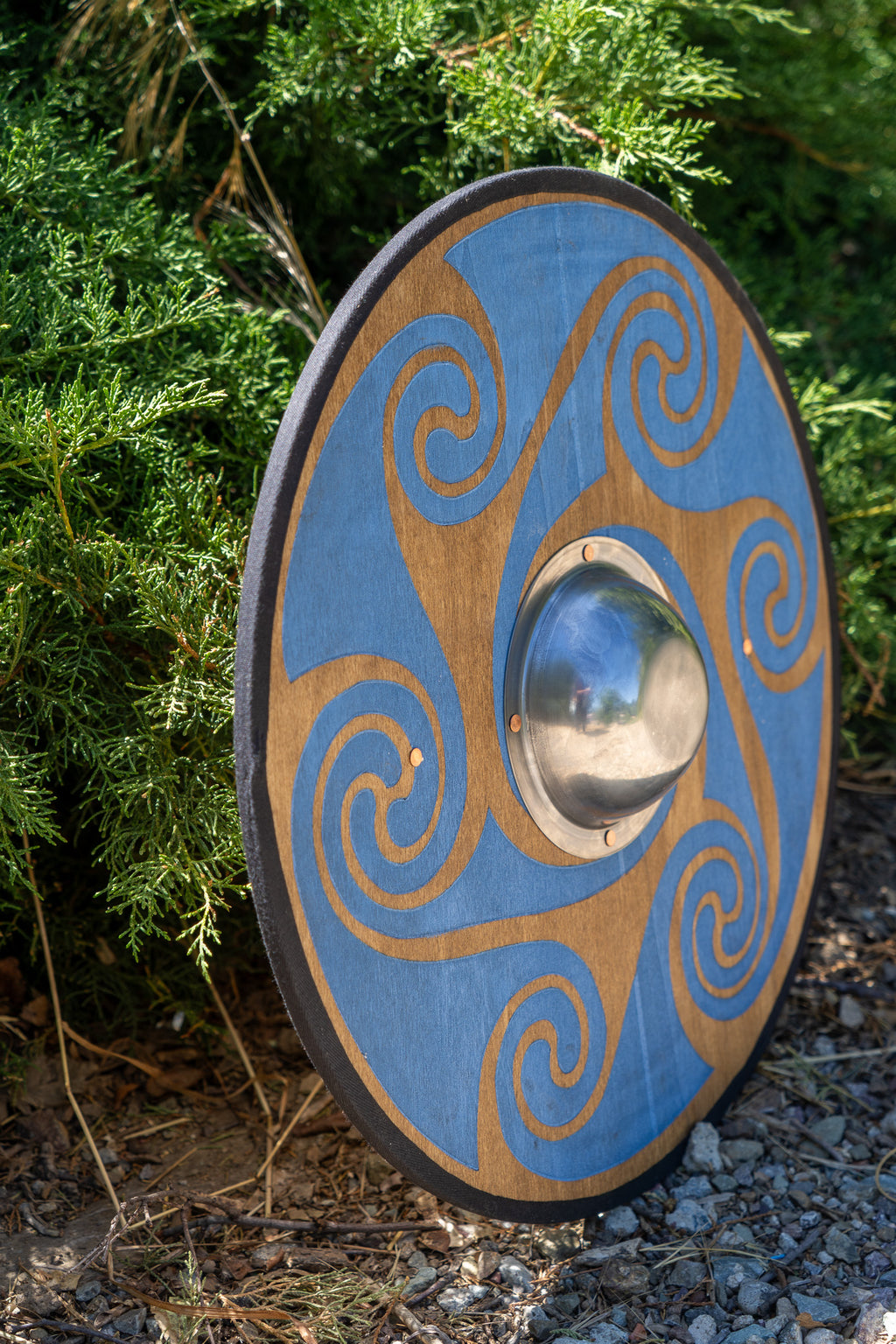 Stained Celtic Swirl Pattern Toy Shield with Steel Boss