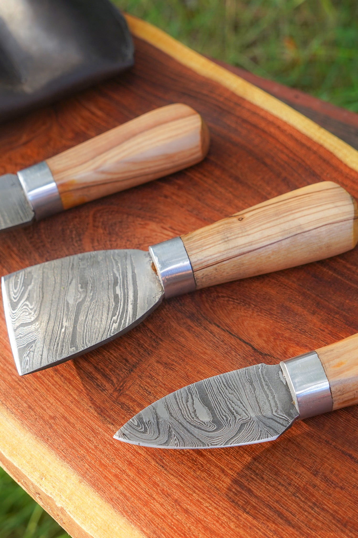 Damascus Cheese Knife Set - Olive Wood Handle and Leather Storage Case