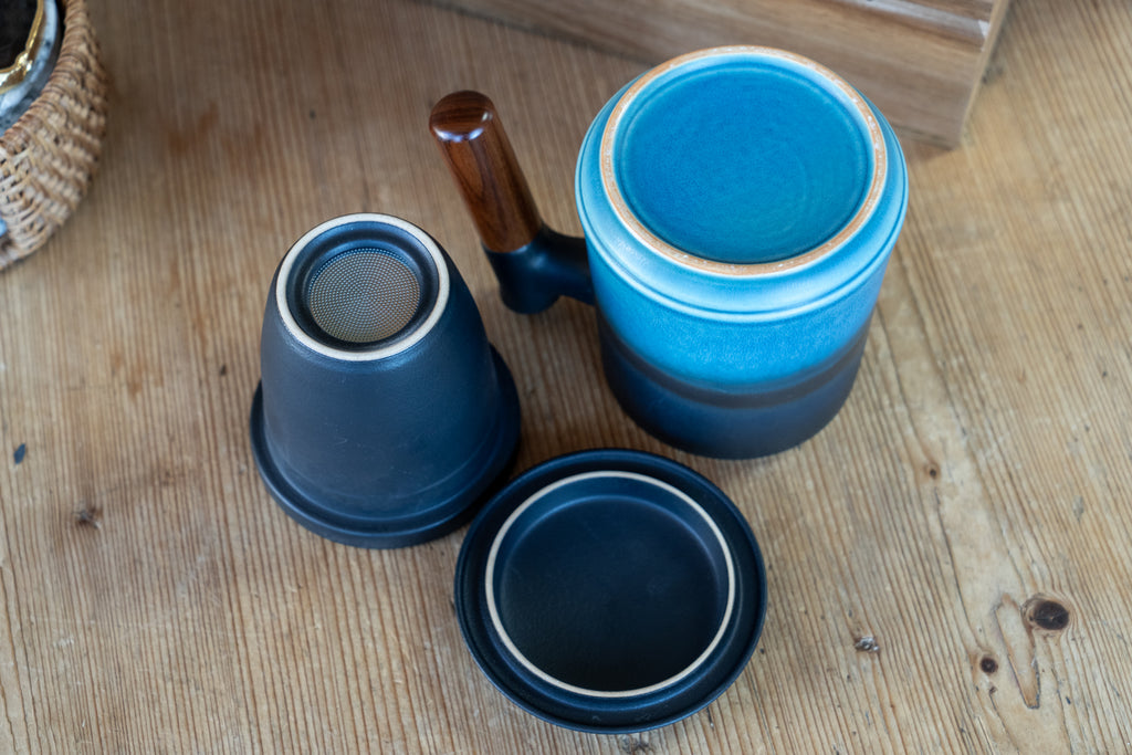 Japanese Ceramic Loose Tea Steeping Mug with Wood Handle