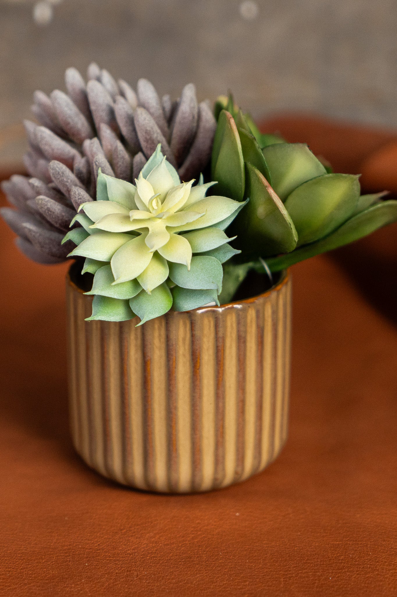 Beige Ribbed Ceramic Coffee Mug: Rustic Stoneware Tea Cup