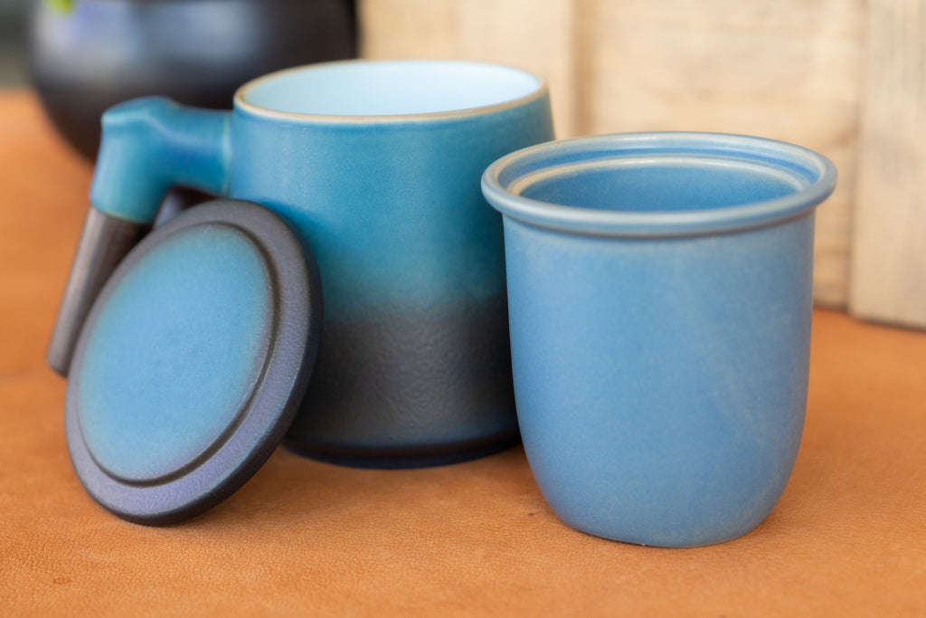 Japanese Style Blue Ceramic Tea Steeping Mug