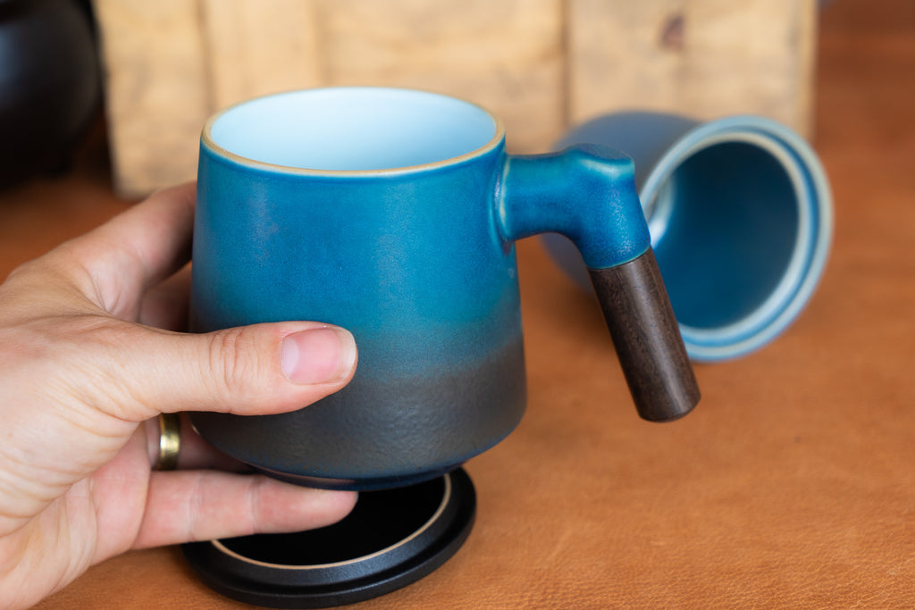 Japanese Style Blue Ceramic Tea Steeping Mug