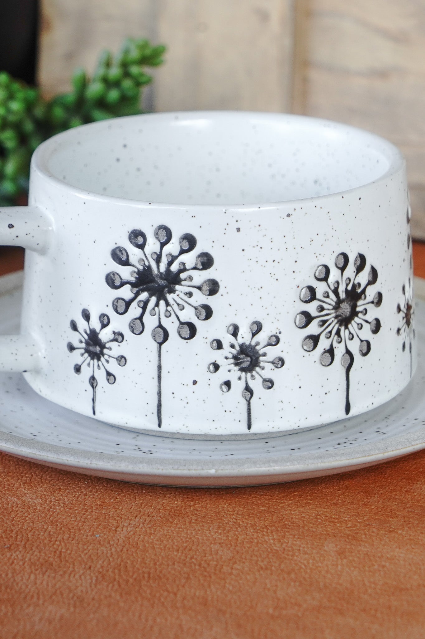 Cottagecore Embossed Mug Set - Silver Metallic Floral Design