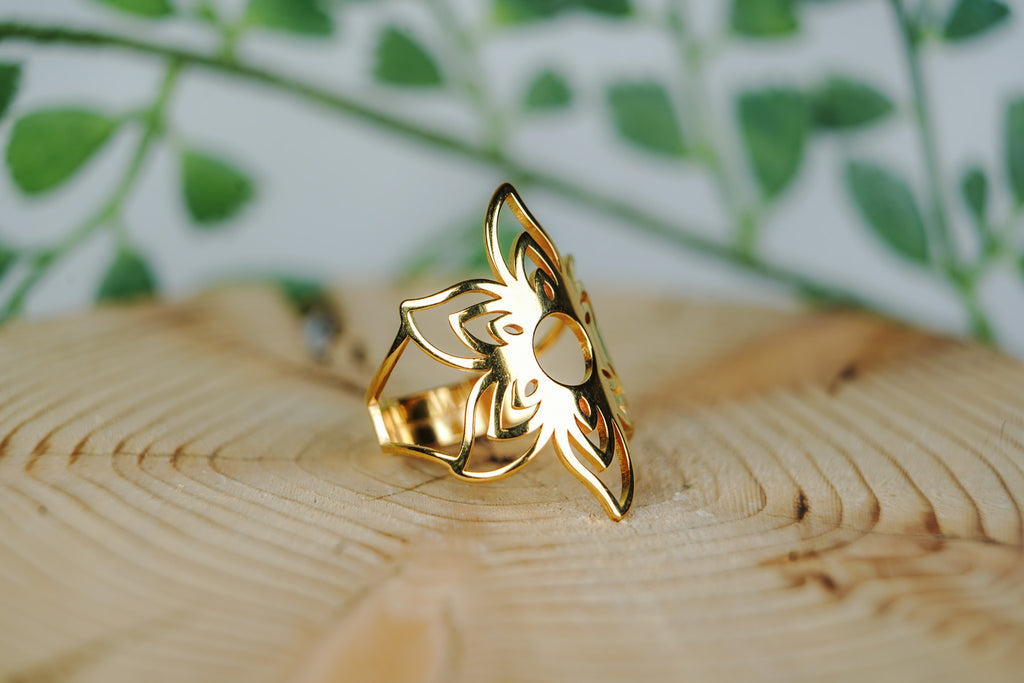 Delicate Floral Gold Ring