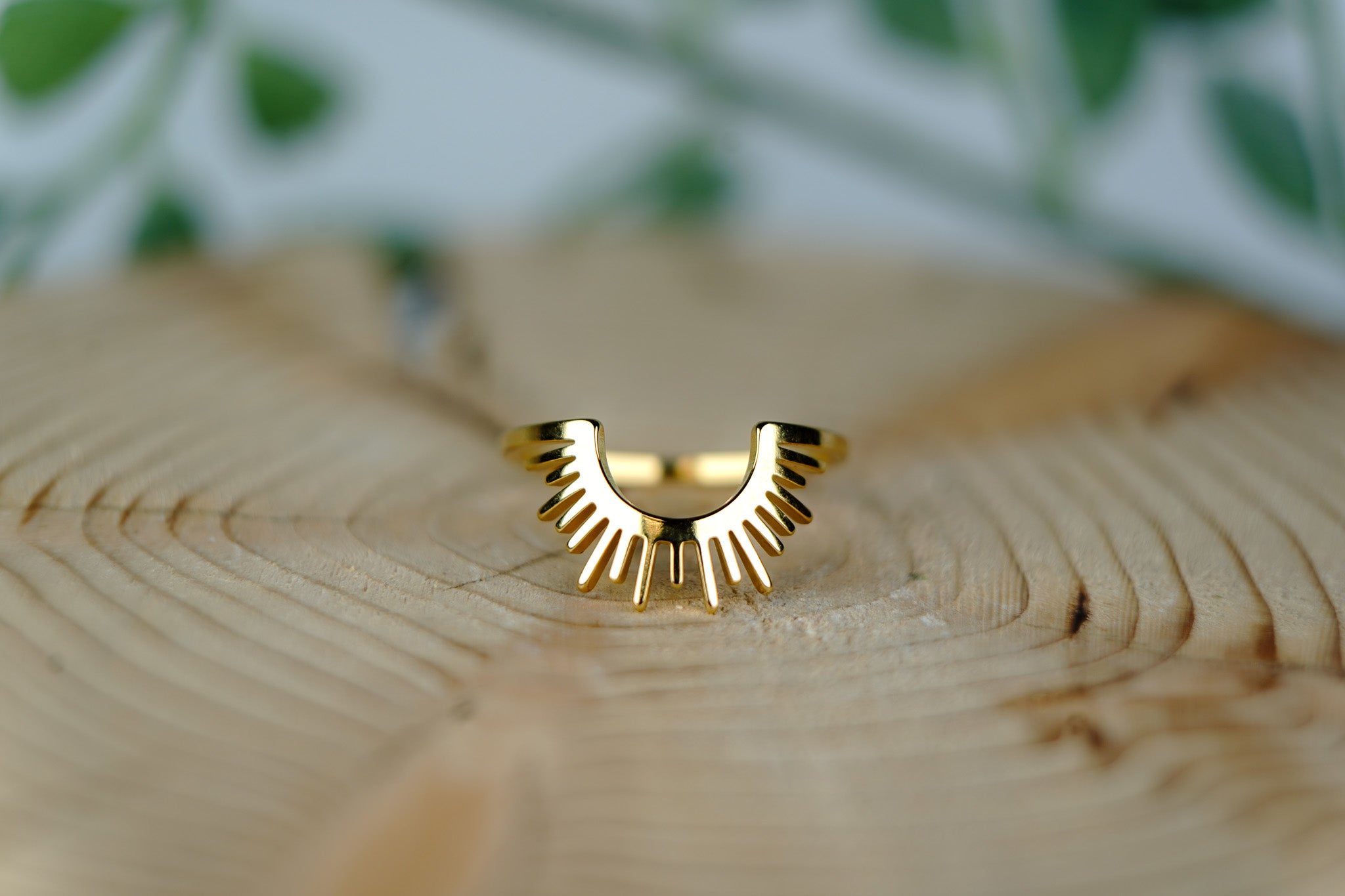 Nature Inspired Sunburst Gold Ring