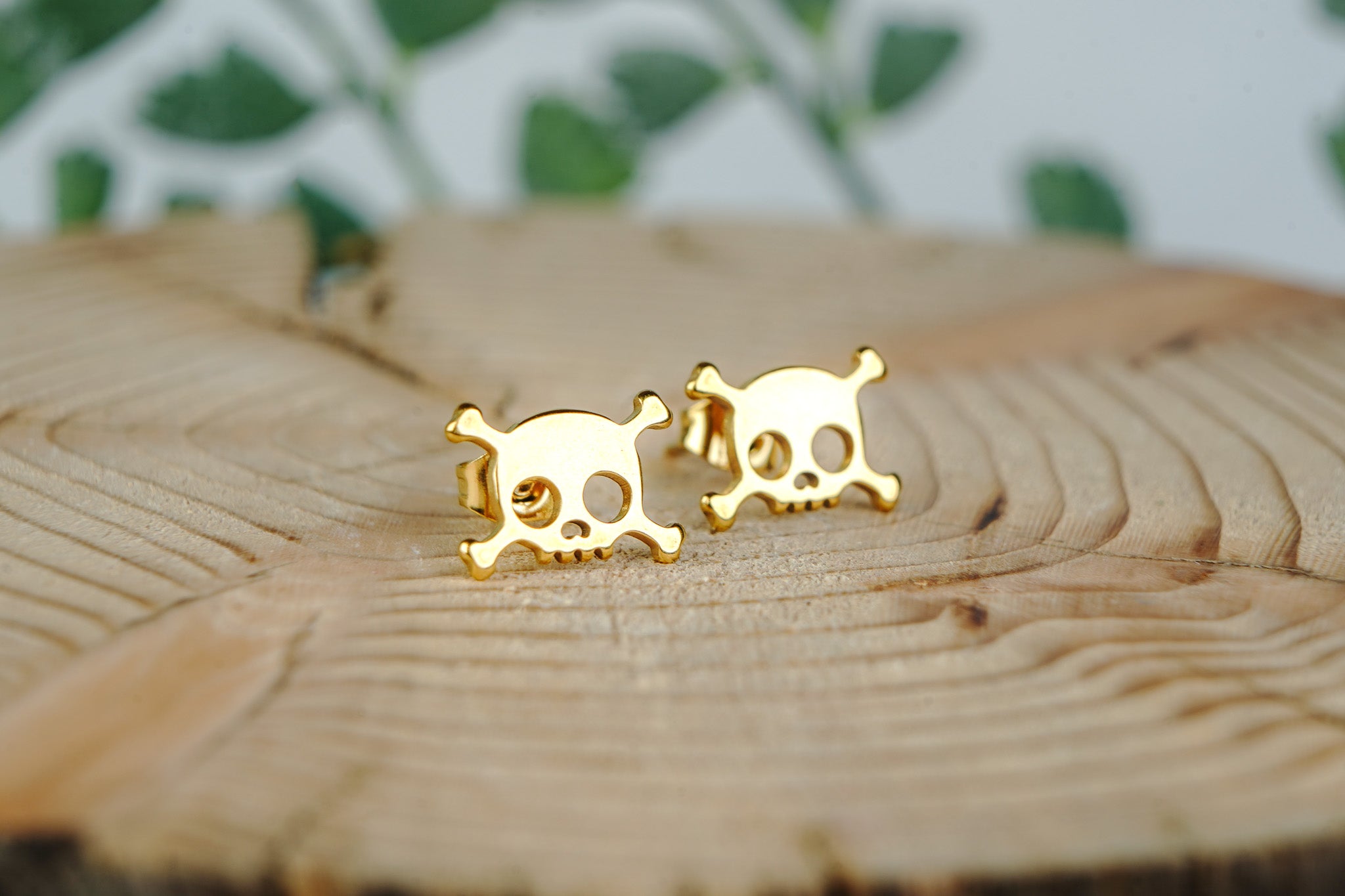 Minimalist Skull Stud Earrings