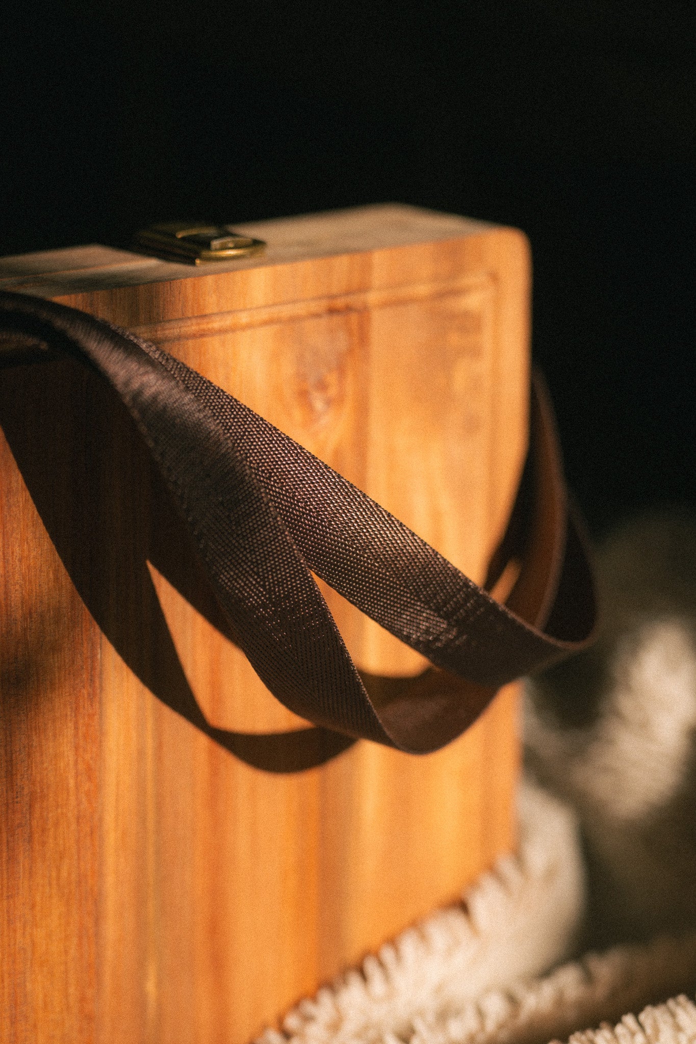 Acacia Folding Cheese Board with Webbing Handles