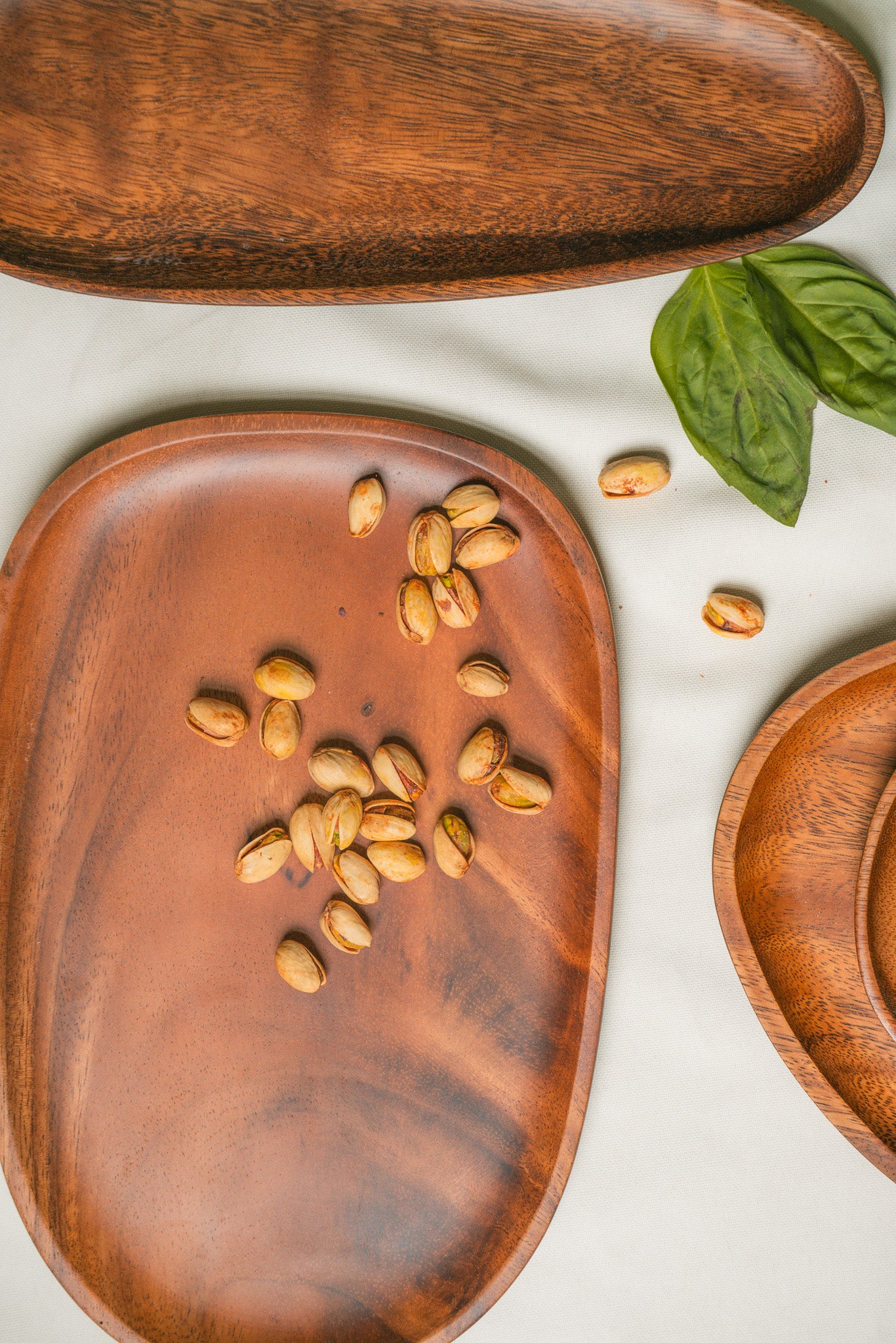 Acacia Serving Plate Set