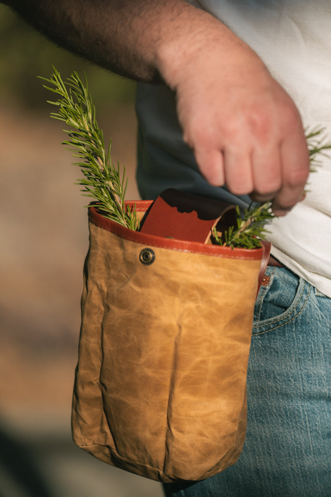 Belt Loop Foraging Pouch