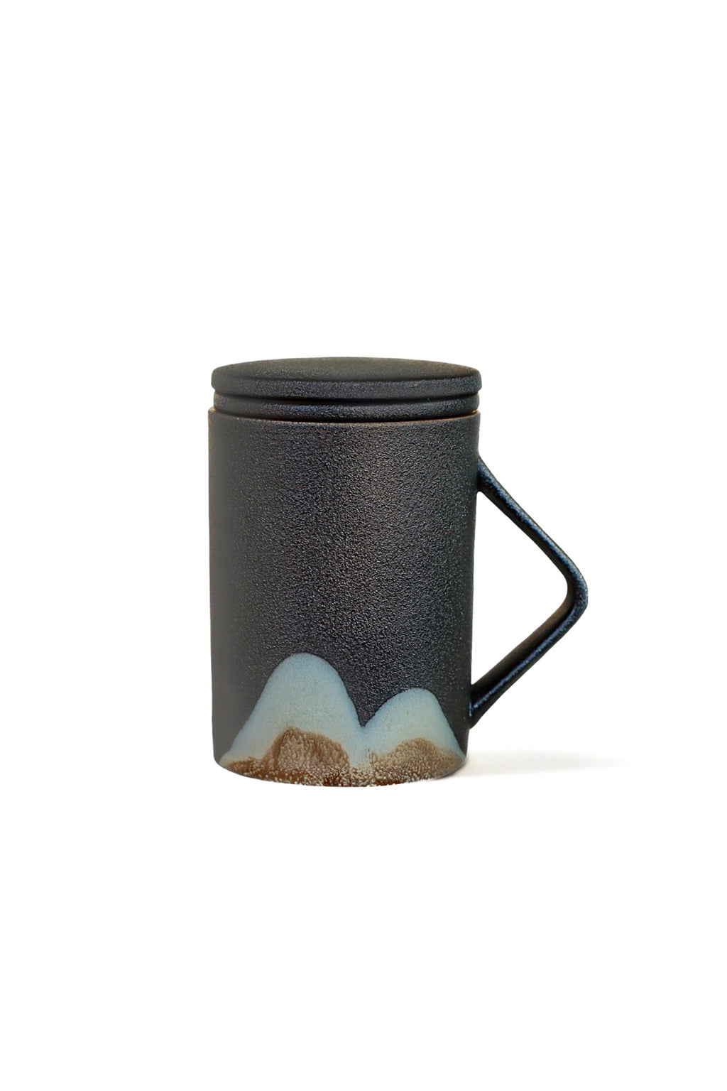 Mountain Glaze Ceramic Mug with Built in Loose Leaf Strainer and Lid In Black
