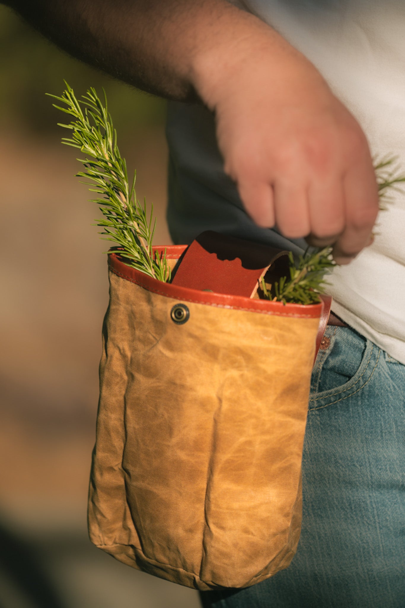 Belt Loop Foraging Pouch