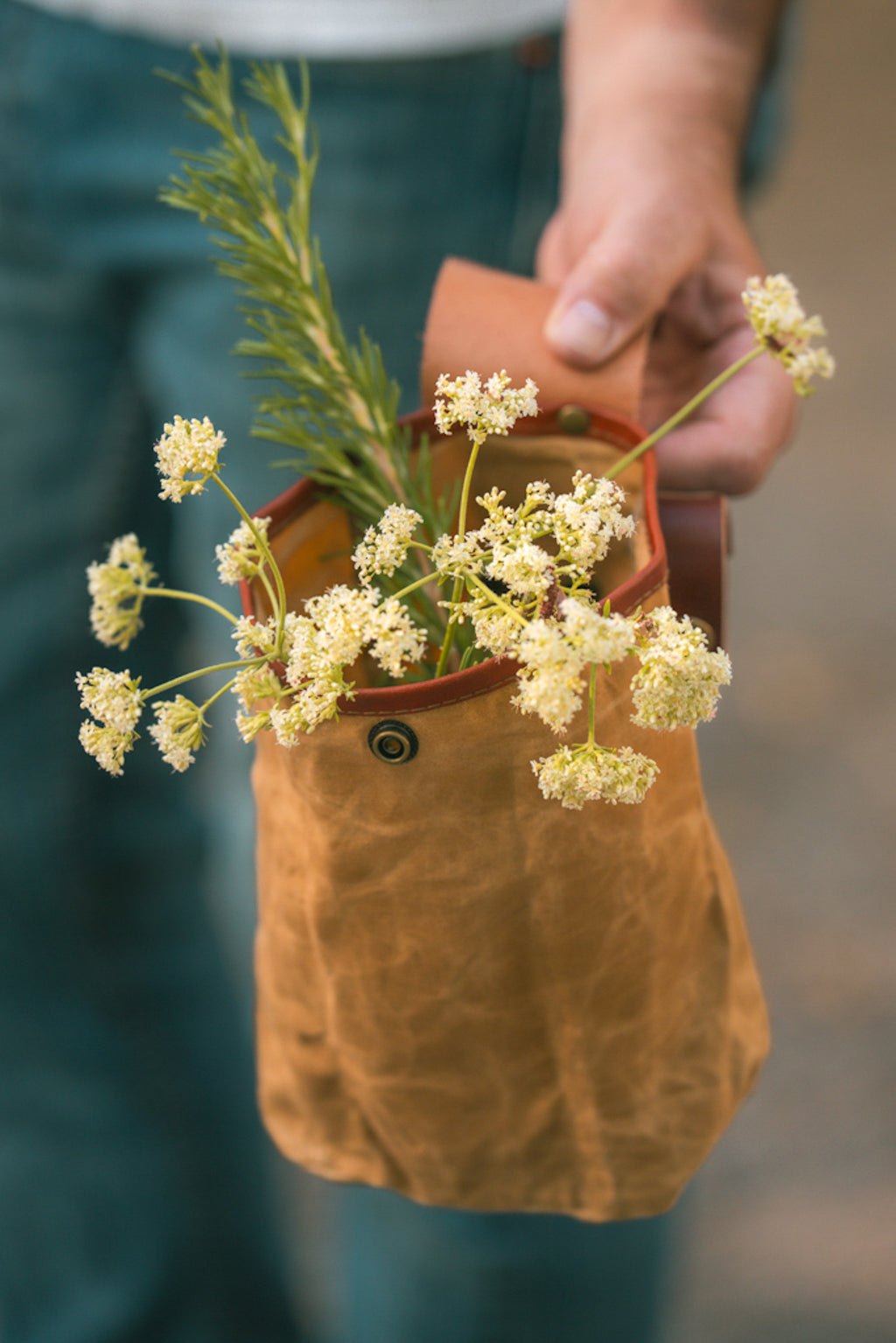 Belt Loop Foraging Pouch