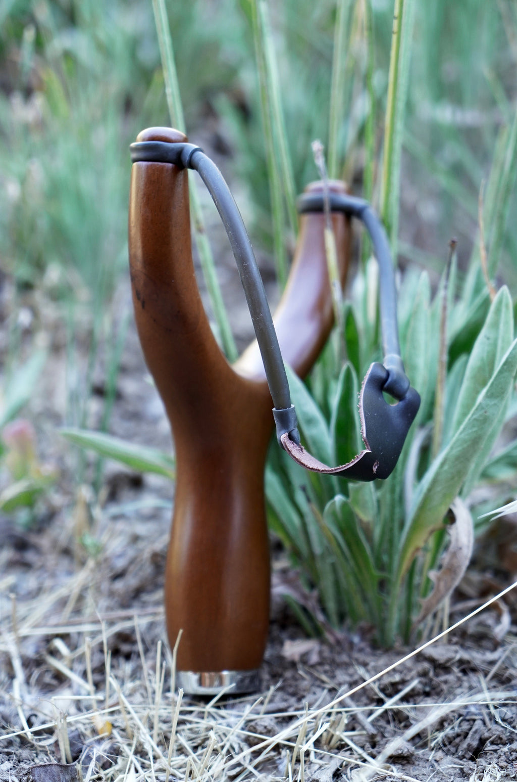 Classic Hardwood Slingshot - Traditional Design
