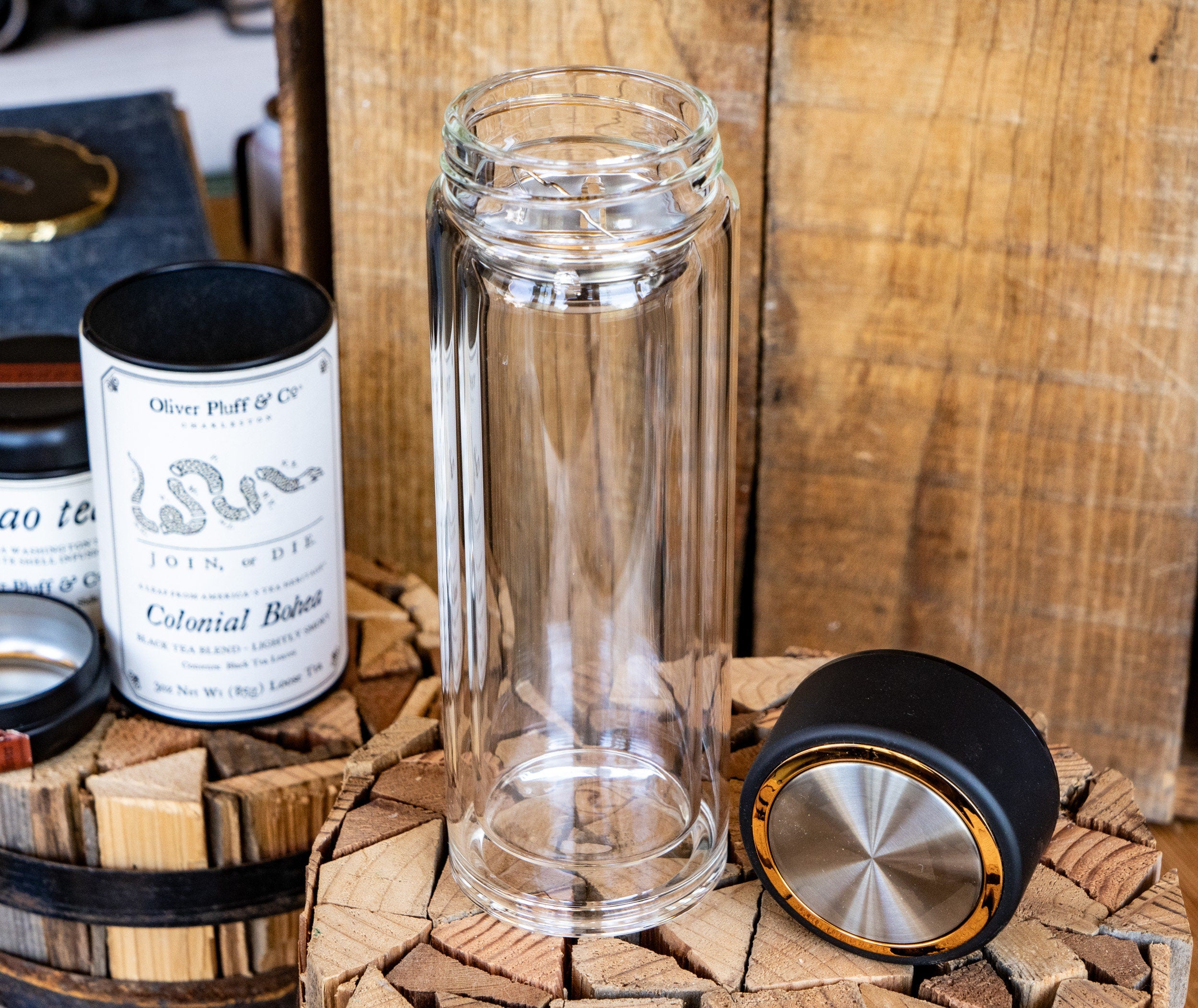 Built in Tea Infuser Glass Tumbler With Black and Gold Closing Lid - Double Walled