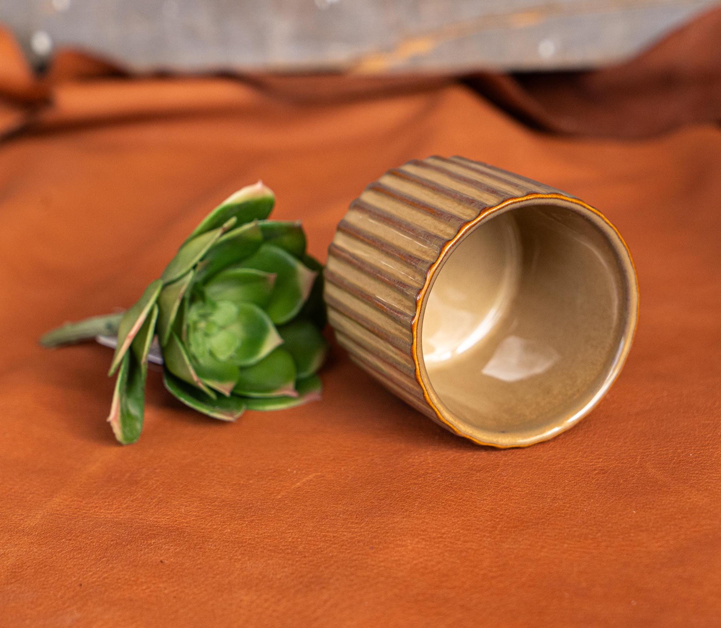 Beige Ribbed Ceramic Coffee Mug: Rustic Stoneware Tea Cup