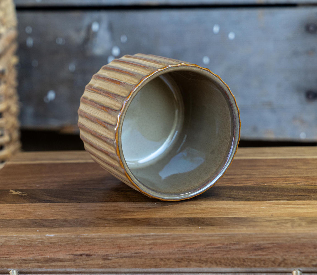 Beige Ribbed Ceramic Coffee Mug: Rustic Stoneware Tea Cup