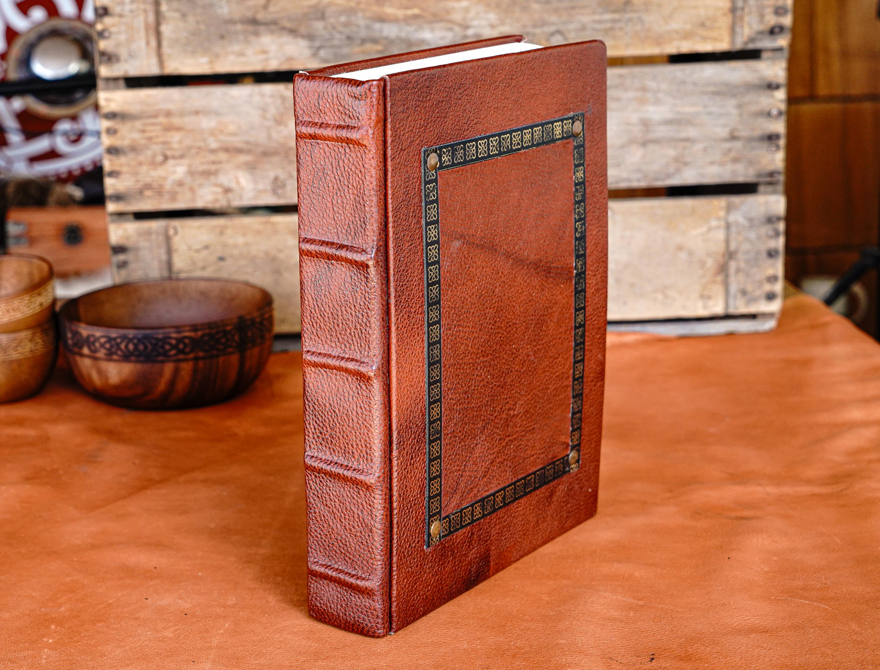 Handmade Leather Journal | Vintage Writing Notebook | Rustic Travel Diary | Gift for Writers & Artists
