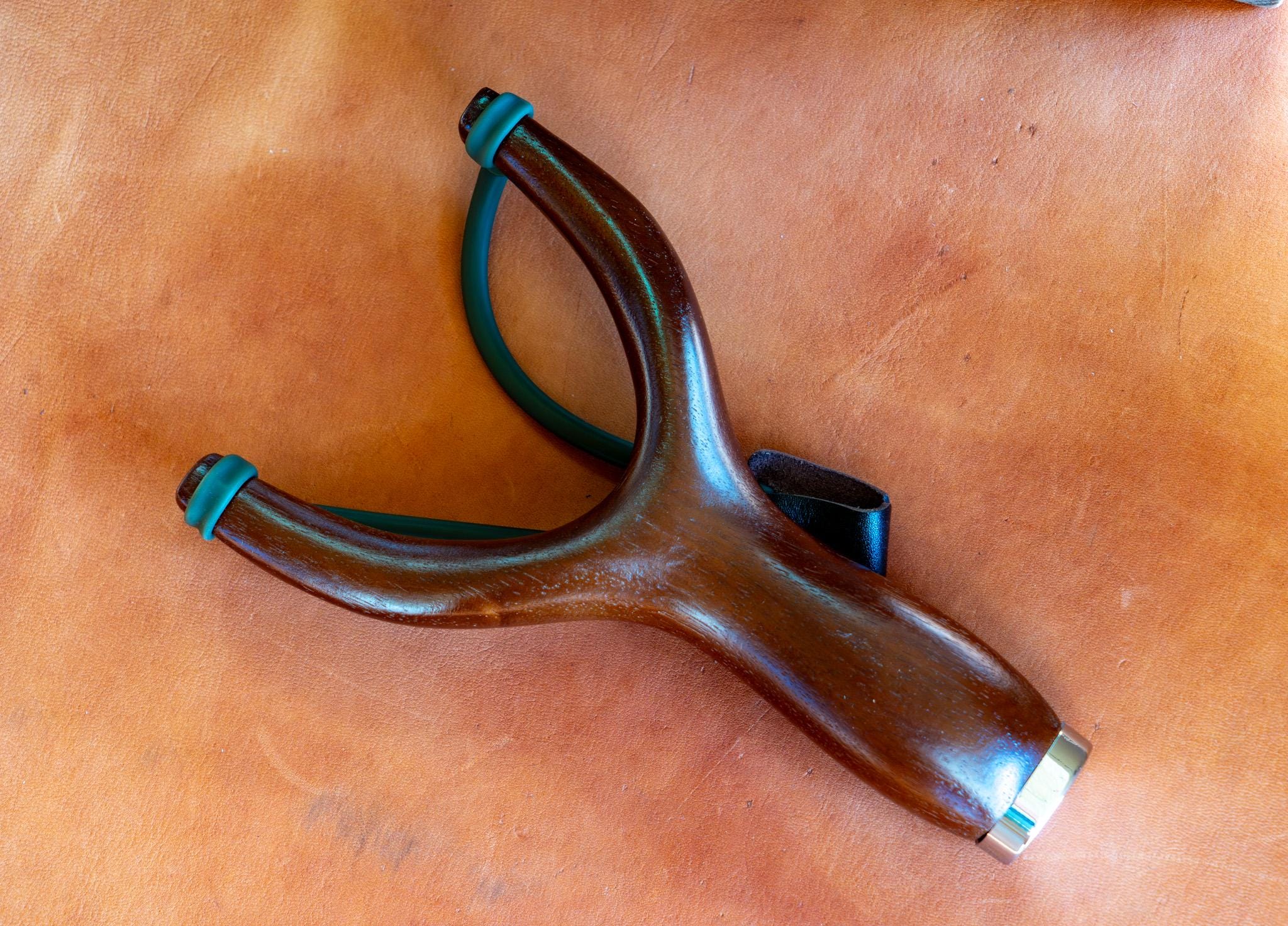 Classic Hardwood Slingshot - Traditional Design