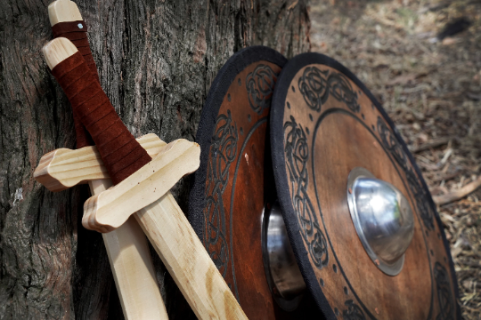 Viking Playpack | Two Shields with Steel Boss & Two Sturdy Swords with Wrapped Handles