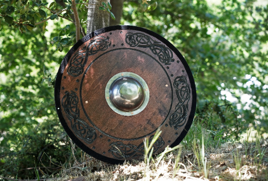 Viking Playpack | Two Shields with Steel Boss & Two Sturdy Swords with Wrapped Handles