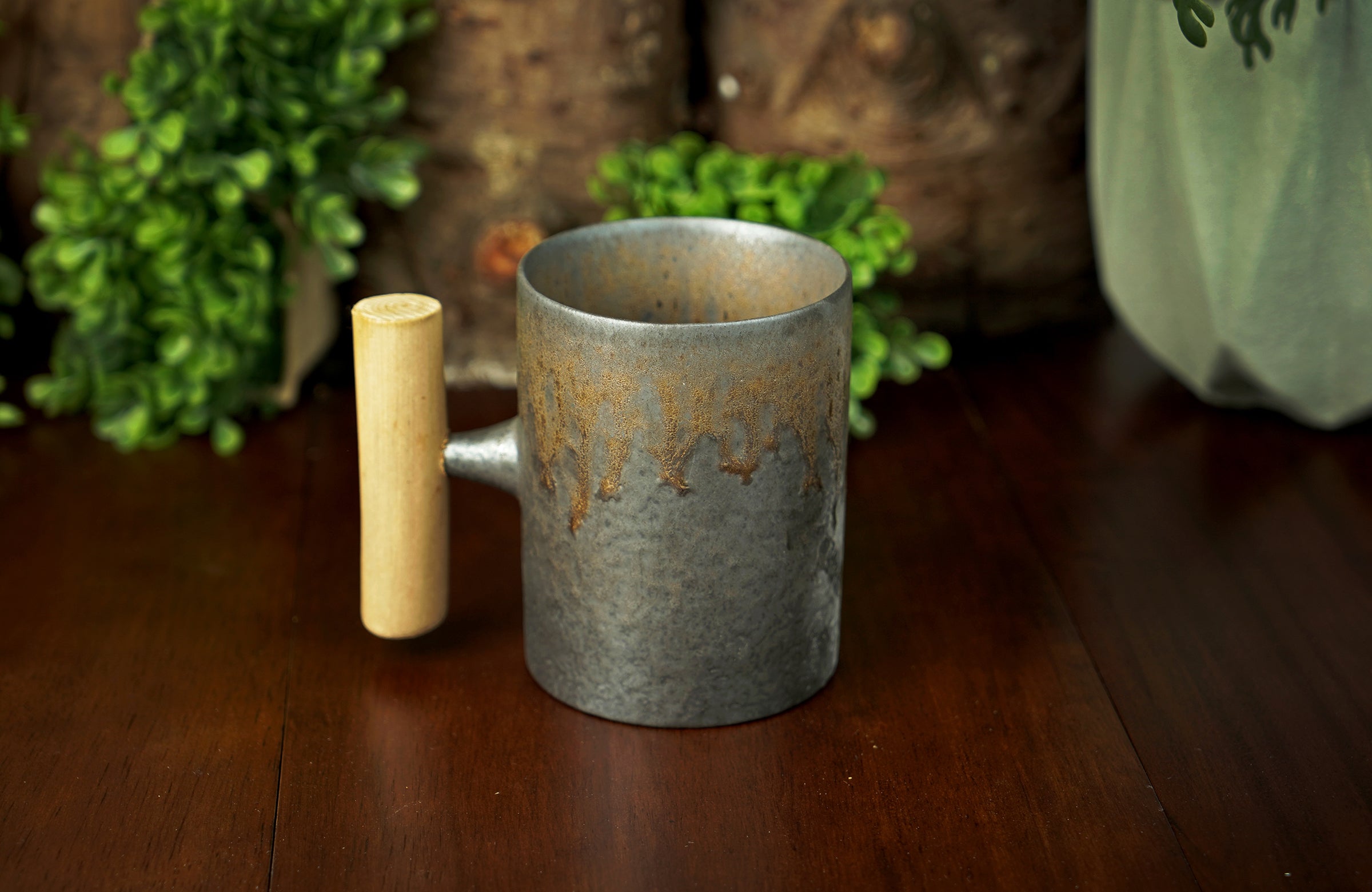 Iron Bronze Glazed Ceramic Mug with Wooden Handle