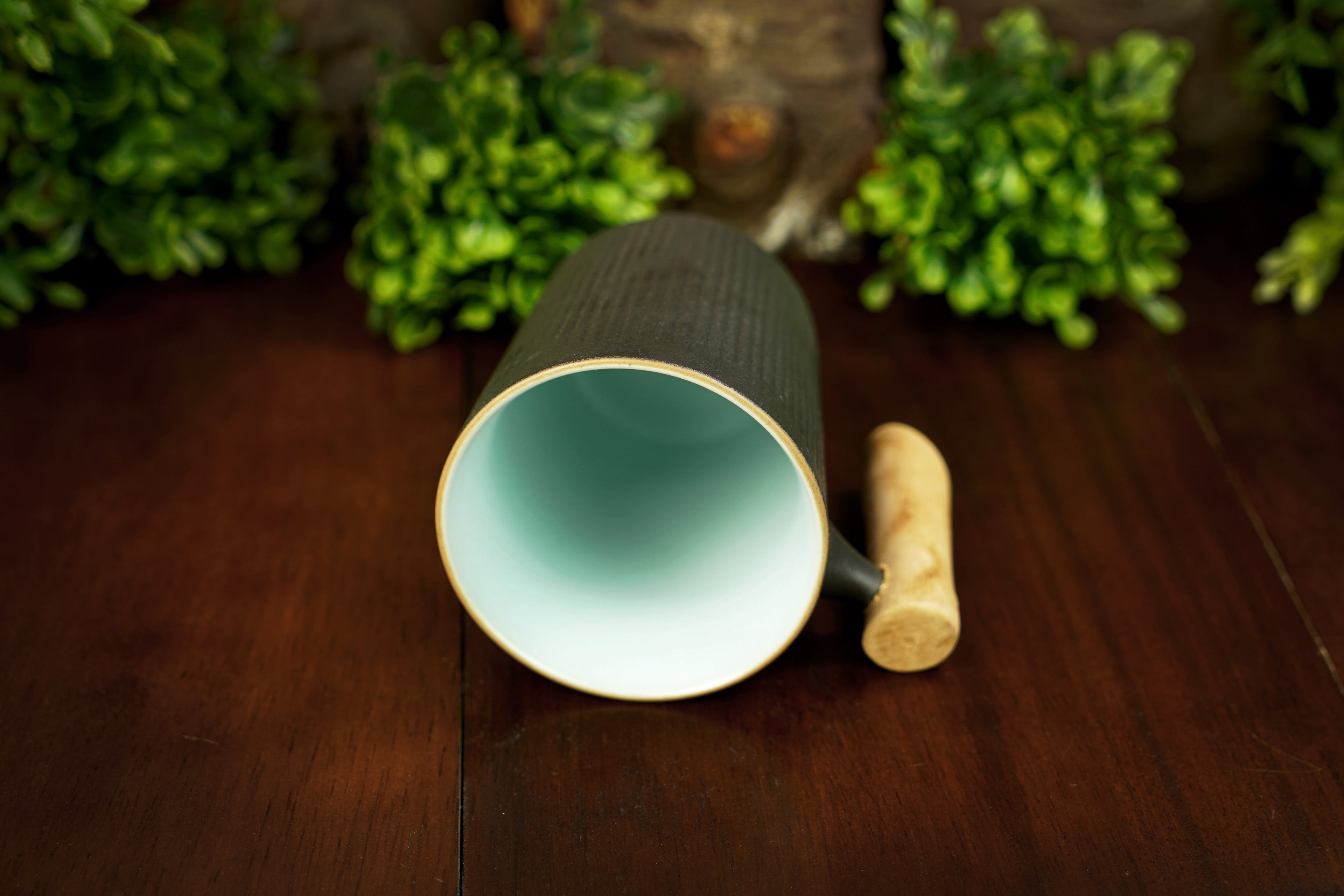 Ribbed Ceramic Charcoal Gray Mug with Wooden Handle